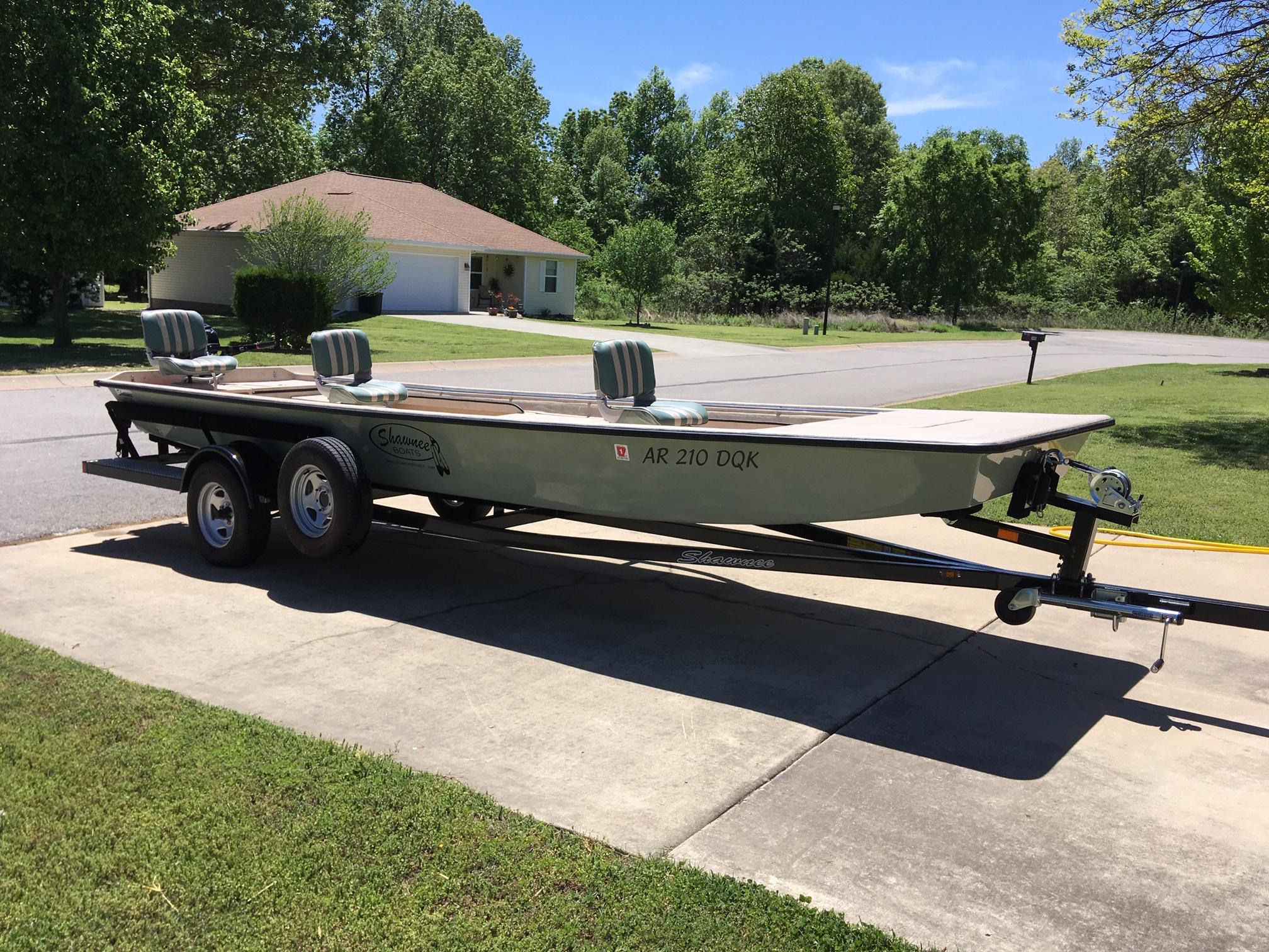 SOLD Like New 2017 Shawnee Deluxe 20ft 6inch 48 inch wide river boat