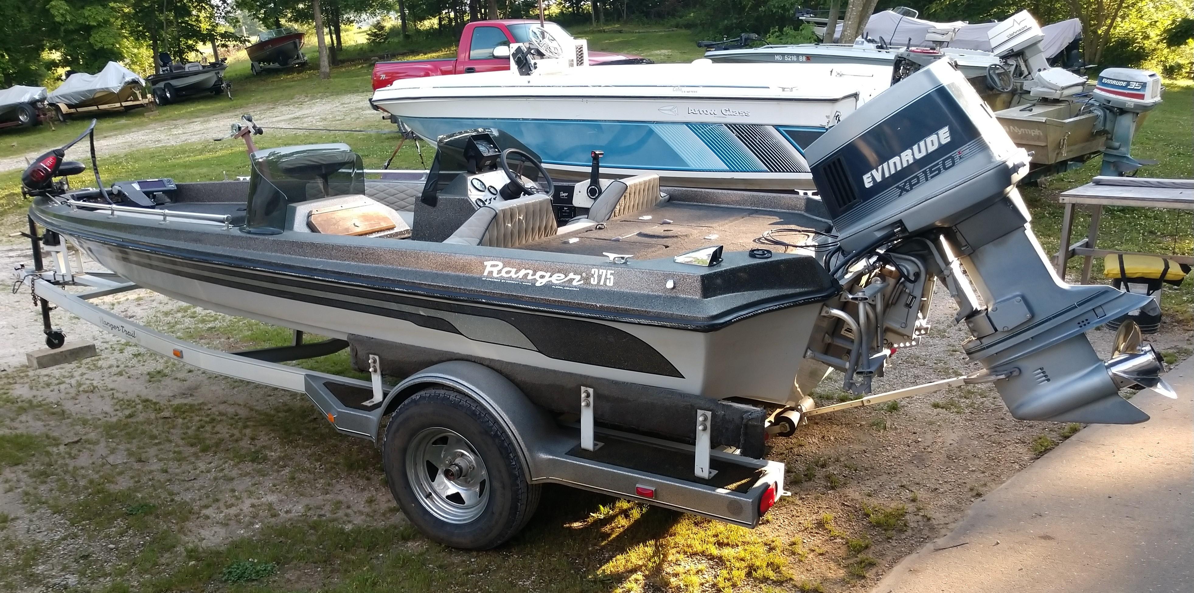 The Best Deal Youll Likely Find On A Retro Bass Boat Buy Sell